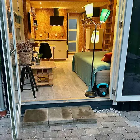 Small Oasis Near Coast And Town Lejlighed *